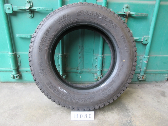 ☆ スタッドレス 205/70R17.5 BRIDGESTONE 在庫1本 屋内保管品 H080☆の画像