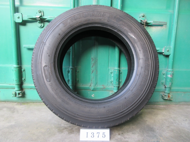 ☆215/70R17.5 YOKOHAMA 在庫5本 屋内保管品 I375☆の画像