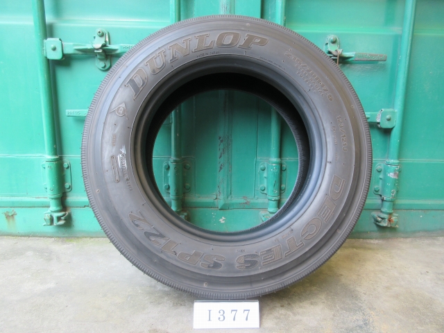 イボ付き! 215/70R17.5 DUNLOP 在庫1本 屋内保管品 I377☆の画像