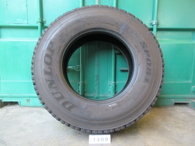 ☆スタッドレス 295/80R22.5 DUNLOP 在庫1本 屋内保管品 I409☆の画像