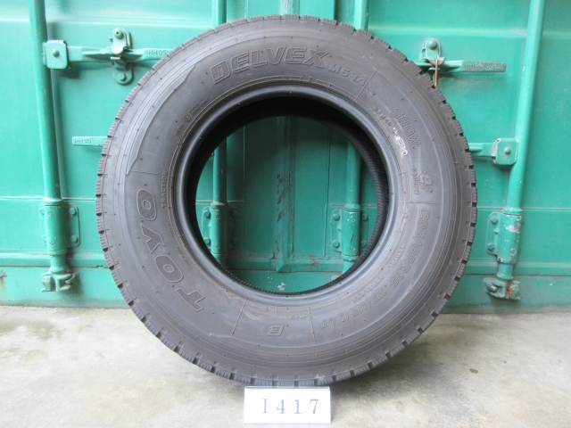 ☆205/85R16 TOYO 在庫1本 屋内保管品 I417☆の画像