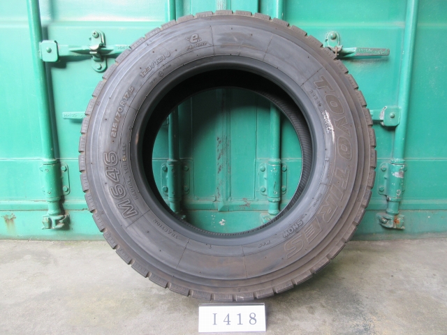 ☆215/70R17.5 TOYO 6本セット 屋内保管品 I418☆の画像