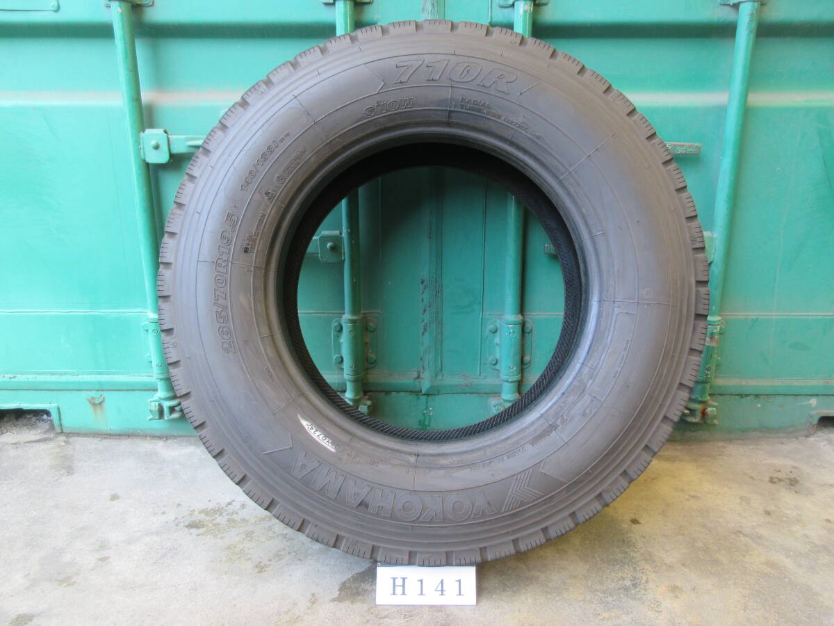 ☆265/70R19.5 YOKOHAMA 在庫1本 屋内保管品 H141☆の画像