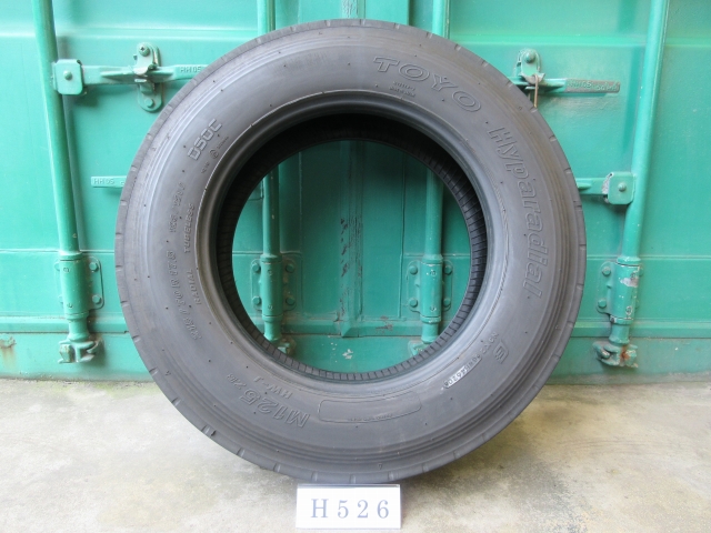 ☆ 215/70R17.5 TOYO 在庫1本 屋内保管品 H526☆の画像