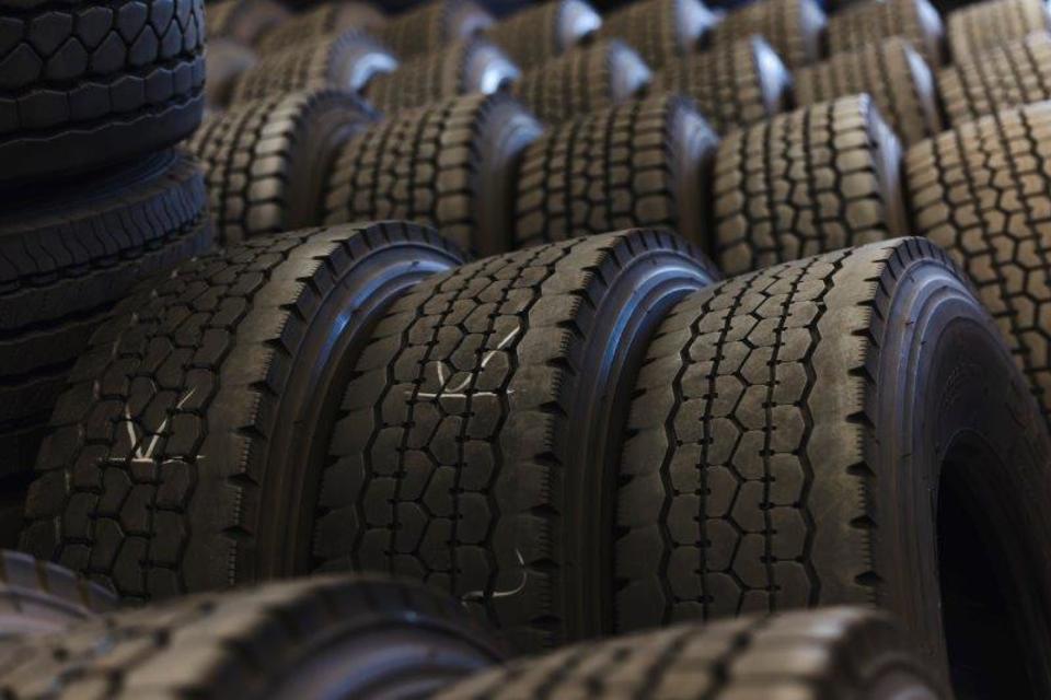 TB,USED TIRES 5の画像