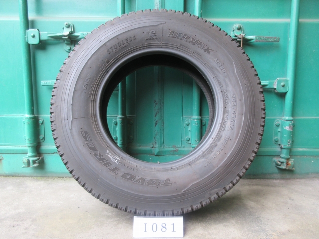 ☆スタッドレス 205/85R16 TOYO 在庫2本 屋内保管品 I081☆の画像