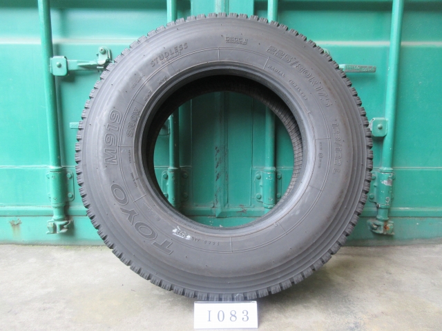 ☆スタッドレス 225/80R17.5 TOYO 在庫4本 屋内保管品 I083☆の画像
