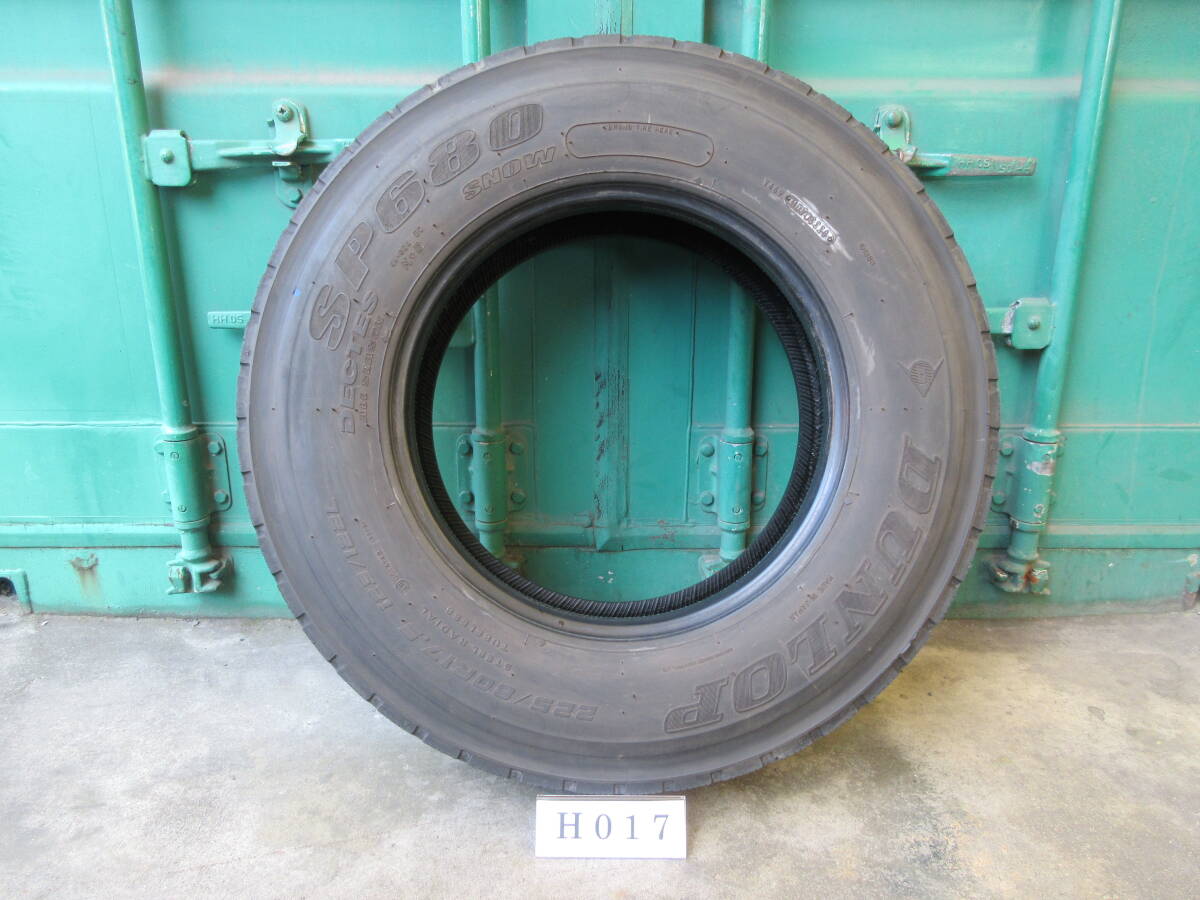 ☆225/80R17.5 ダンロップ 在庫1本 屋内保管品 H017☆の画像