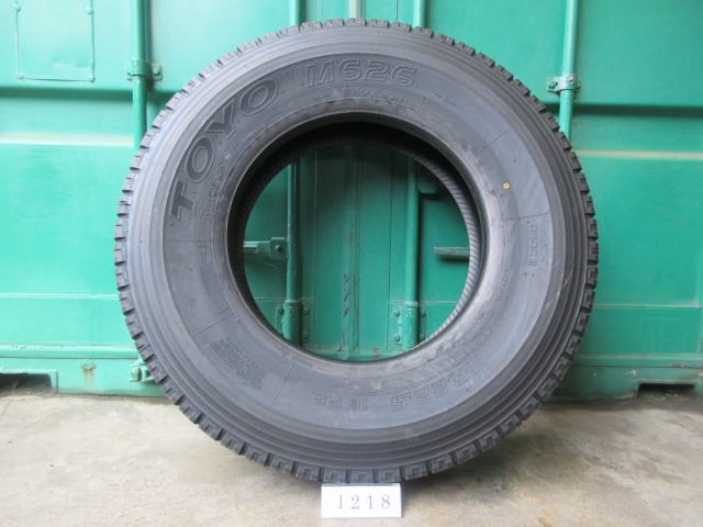☆新品！11R22.5 TOYO 2本セット 屋内保管品 I218☆の画像