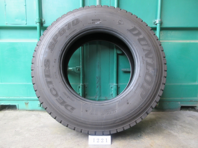 ☆11R22.5 DUNLOP 在庫7本 屋内保管品I221☆の画像