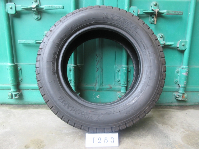 ☆ 205/65R16 YOKOHAMA 在庫6本 屋内保管品 I253☆の画像